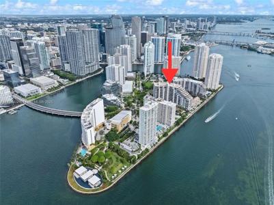 520 Brickell Key Dr