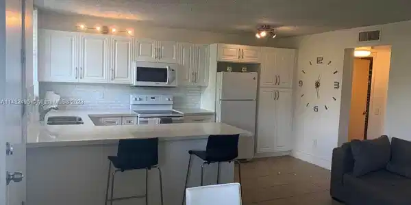 1801 S Treasure Dr Unit 301
