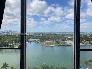 5005 Collins Ave