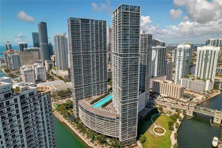 475 Brickell Ave