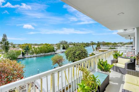 130 S Shore Dr