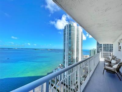 1200 Brickell Bay Dr