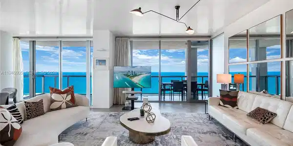 6799 Collins Ave