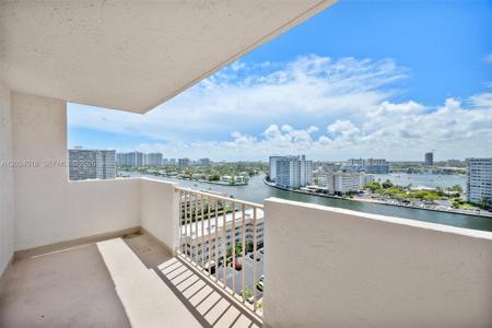 1865 S Ocean Dr