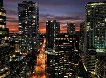 1200 Brickell Bay Dr