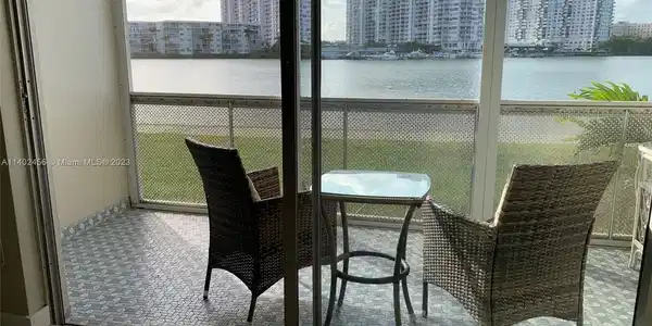 2949 Point East Dr Unit B111