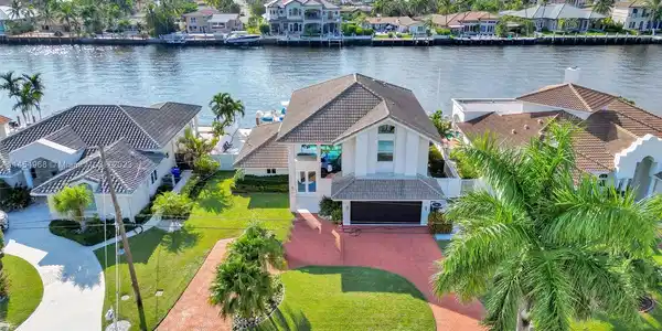 1511 W Terra Mar Dr