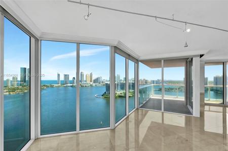 3370 Hidden Bay Dr