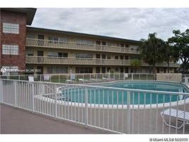 1855 NE 121st St Unit 22