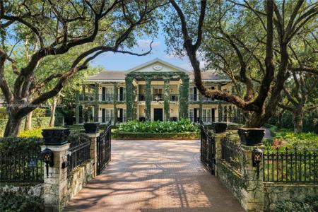 612 Sunset Dr