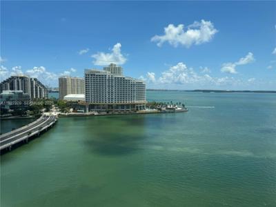905 Brickell Bay Dr