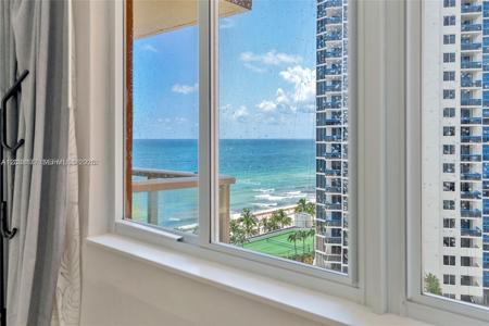19201 Collins Ave