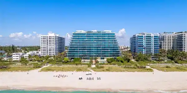 9349 Collins Ave