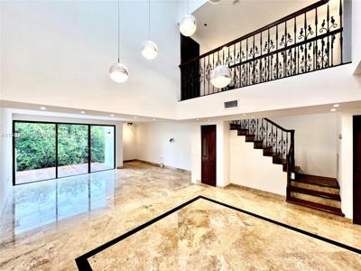 245 Poinciana Island Dr