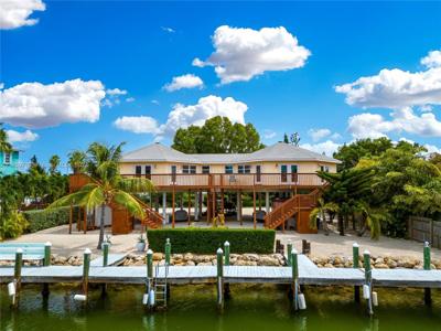 315 N Anglers Dr N