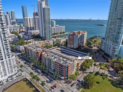 2001 Biscayne Blvd