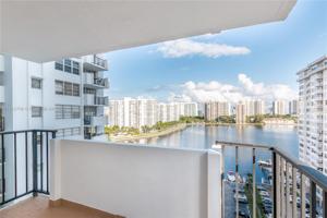 2750 NE 183rd St Unit 1402