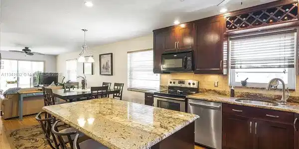 39 Vista Gardens Trl Unit 201