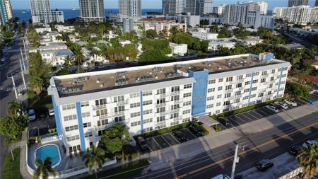 550 Bayshore Dr