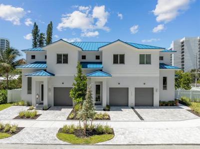 554 N Riverside Dr