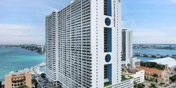 1717 N Bayshore Dr