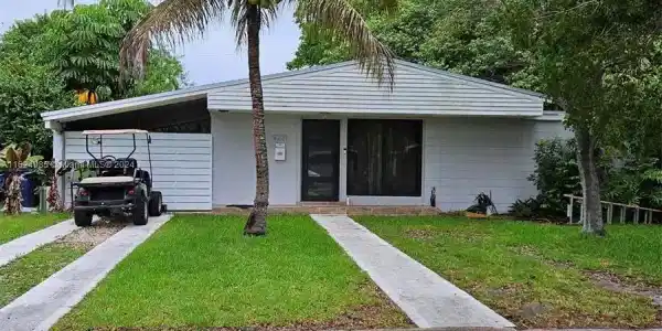 9281 Marine Dr
