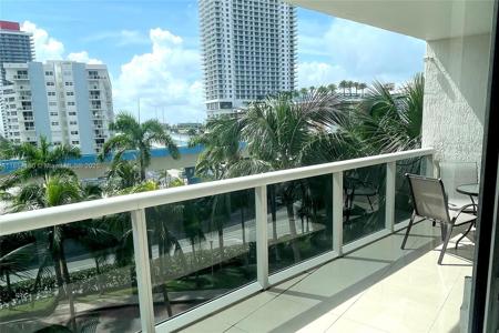 1800 S Ocean Dr