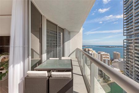 475 Brickell Ave