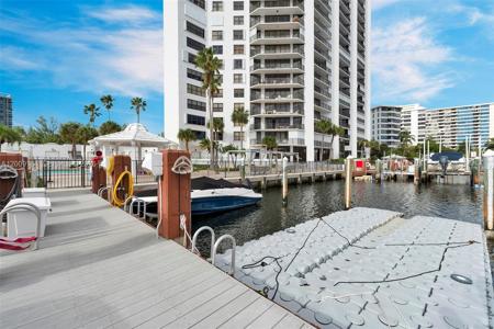 300 Three Islands Blvd