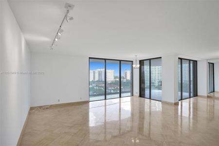 19707 Turnberry Way Unit 11K
