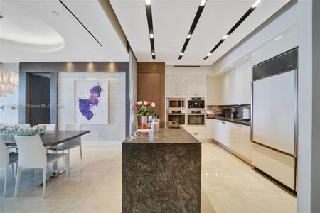 6799 Collins Ave