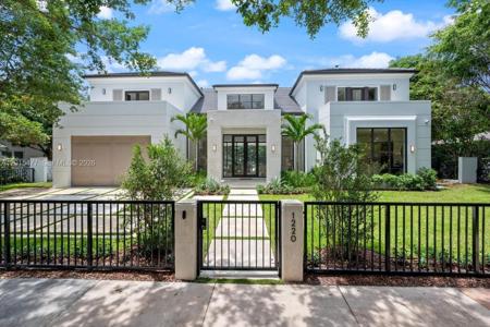 1220 S Alhambra Cir
