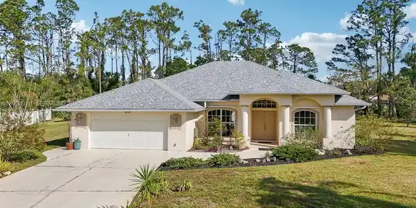 3896 Slayton Ave