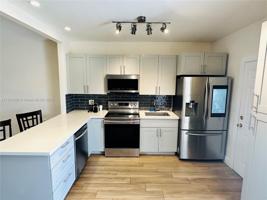 1600 NE 114th St Unit 311