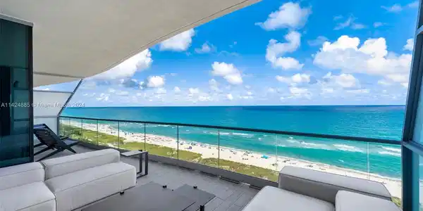 9349 Collins Ave