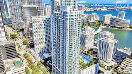 951 Brickell Ave
