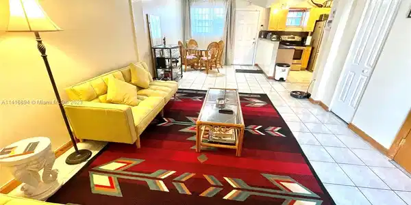 2000 Biarritz Dr Unit 504