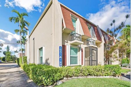 1951 Atlantic Shores Blvd