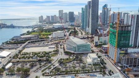 1717 N Bayshore Dr