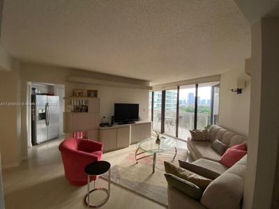 20185 E Country Club Dr Unit 604