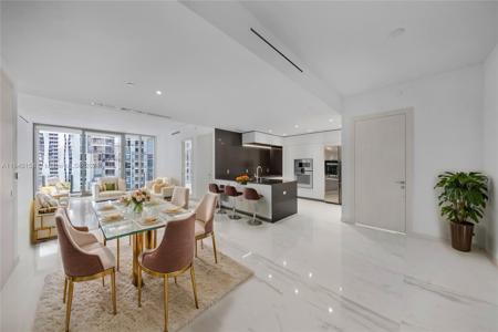 300 Biscayne Blvd Way