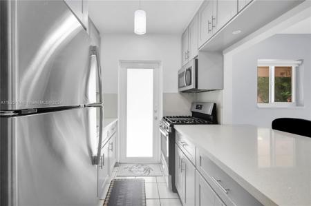 644 Meridian Ave