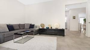 1351 Meridian Ave Unit 4