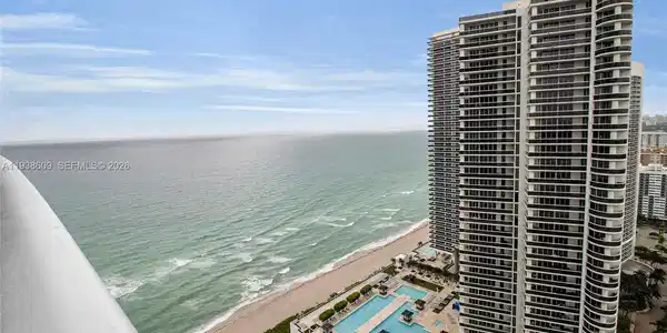 4111 S Ocean Dr