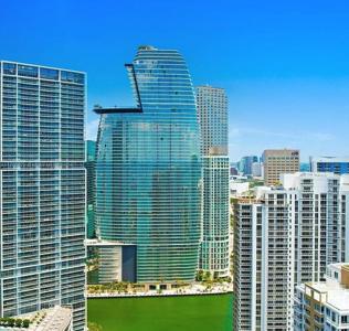 300 Biscayne Boulevard Way