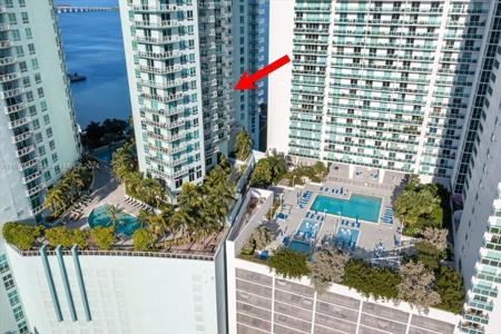 1900 N Bayshore Dr