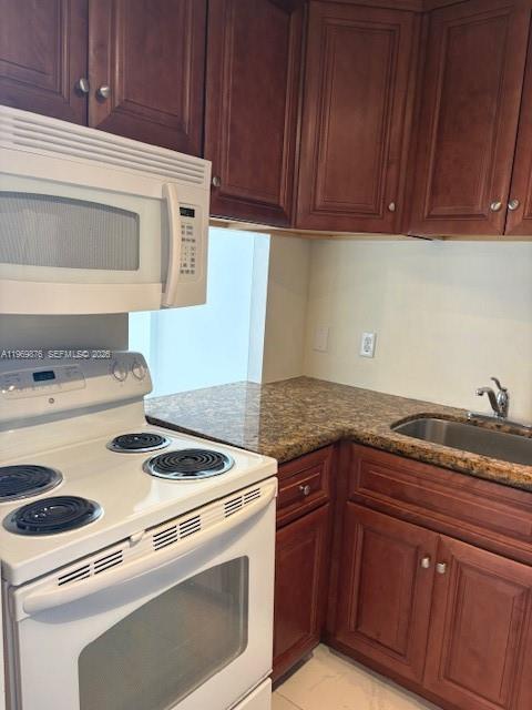 Image 4: Opens to Dining/Living Room