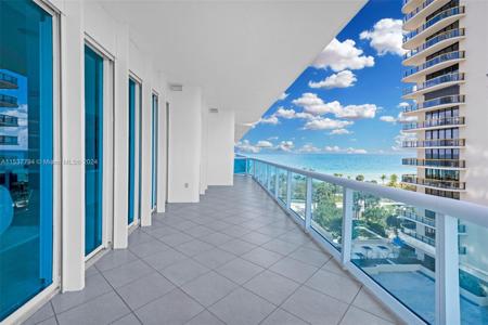 10101 Collins Ave