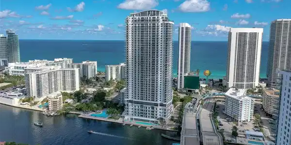 4010 S Ocean Dr