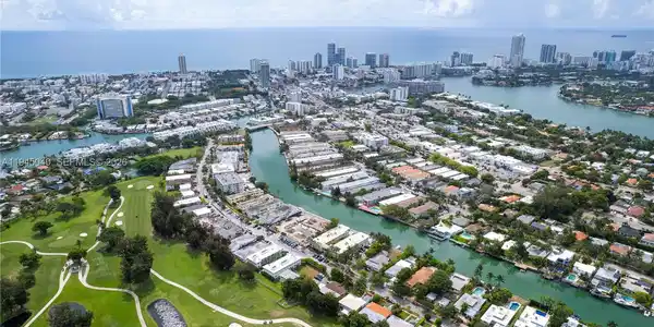 350 S Shore Dr
